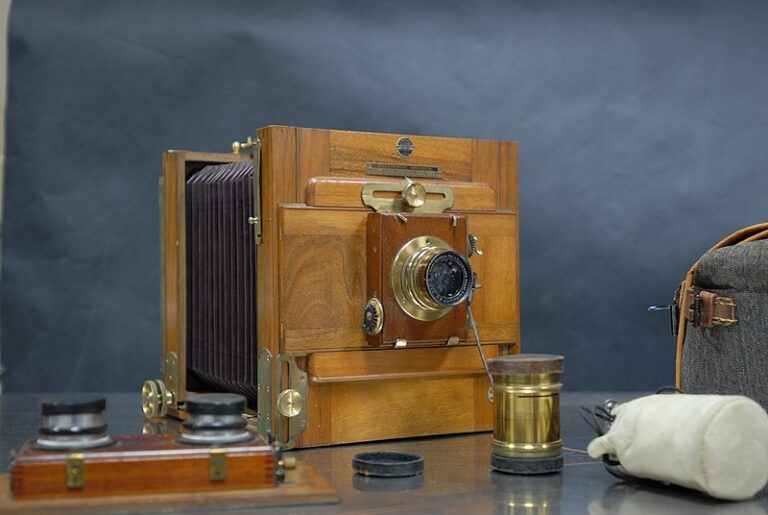 L histoire De L volution Des Appareils Photo Argentiques l-histoire-de-l-volution-des-appareils-photo-argentiques
