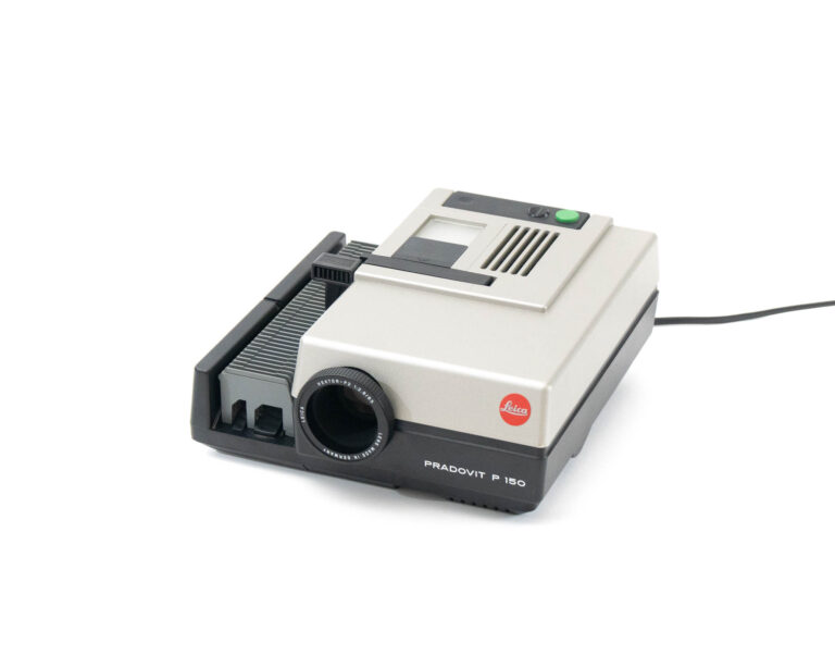 Projecteur Leica Pradovit P 150